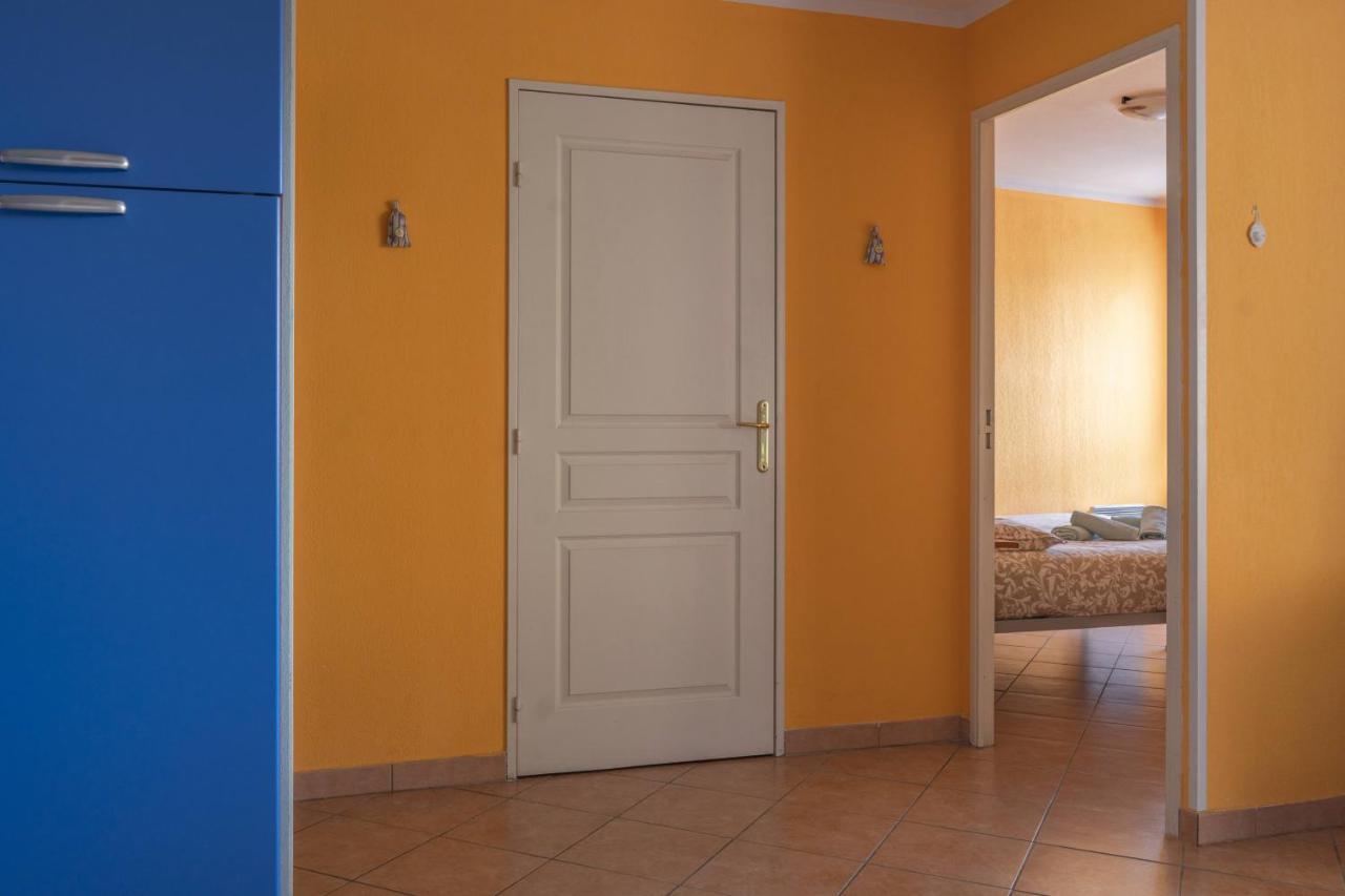 La Petit Maisonette De Manu Cannes Eksteriør bilde