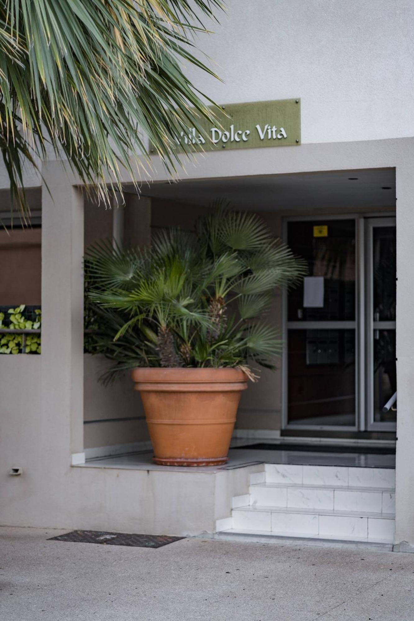 La Petit Maisonette De Manu Cannes Eksteriør bilde